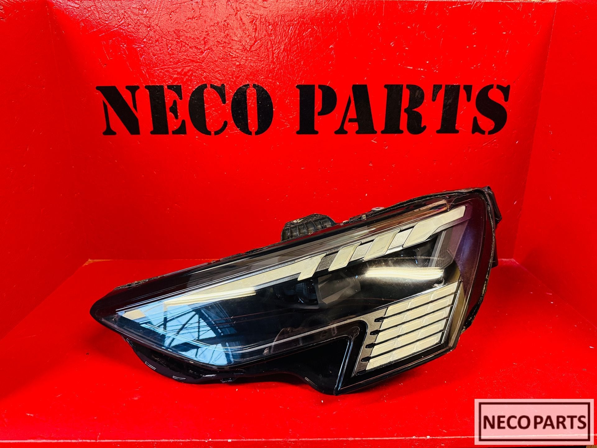 AUDI A3 S3 8Y MATRIX LED KOPLAMP ORIGINEEL 8Y0941035, -, Audi, Utilisé, -