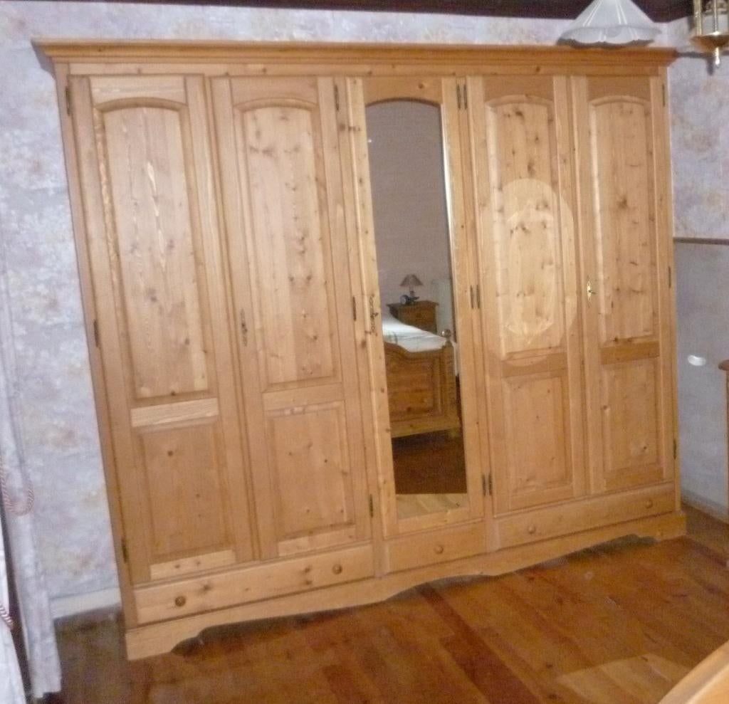 Kleerkast Massief grenen 5 deurs, Huis en Inrichting, Kasten | Kleerkasten, 200 cm of meer, Zo goed als nieuw, 200 cm of meer