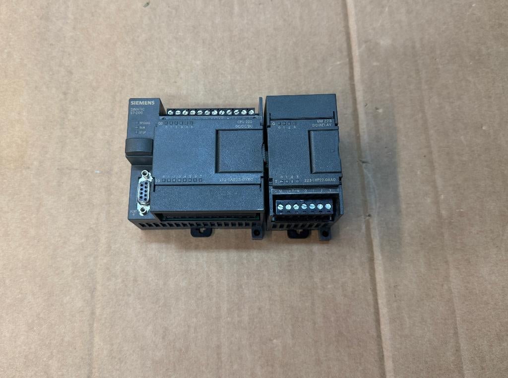 Siemens SIMATIC S7-200  CPU222 + EM223, Envoi, Utilisé