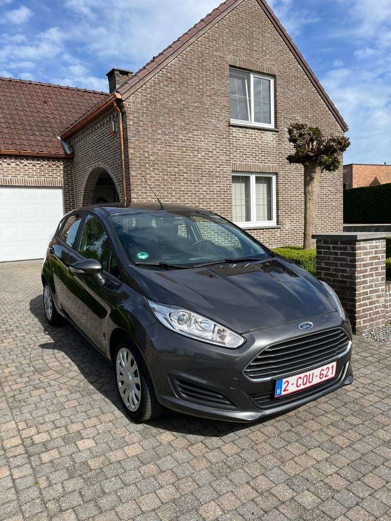 Ford Fiesta essence, Argent ou Gris, Achat, Euro 6, Boîte manuelle