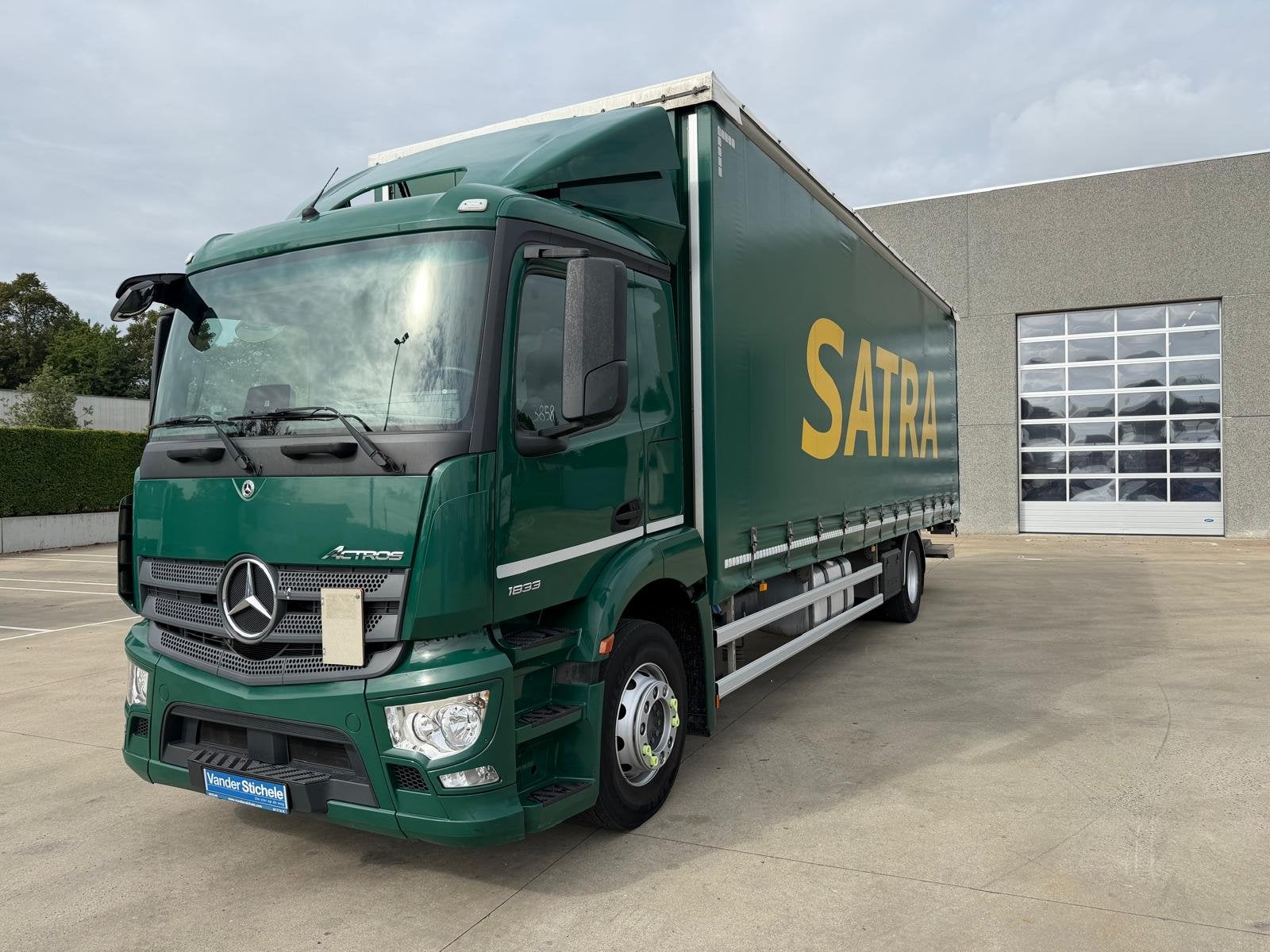 Mercedes-Benz ACTROS 1933 - SCHUIFZEILOPBOUW MET SCHUIFDAK -, Auto's, Vrachtwagens, Automaat, Achterwielaandrijving, Euro 6, Mercedes-Benz