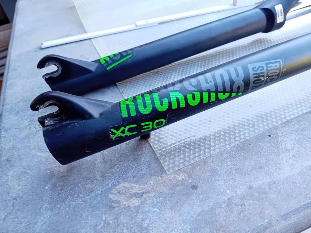 Fourche rockshox xc30,roue  29 pouce, Fietsen en Brommers