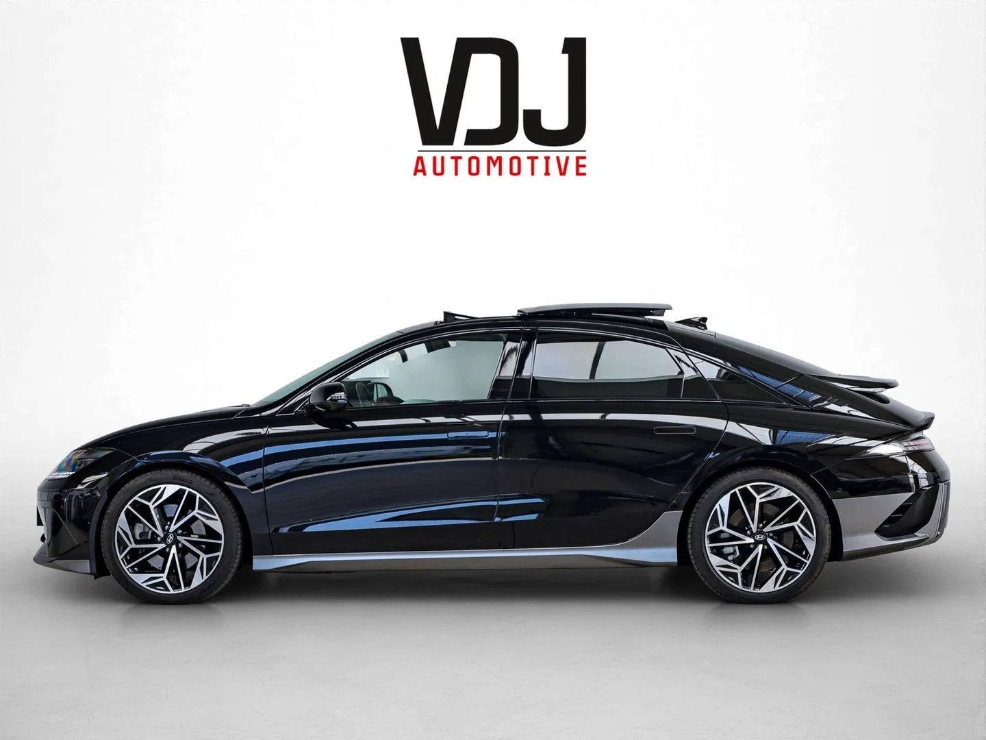 Hyundai IONIQ 6 77,4kWh|PANO|HEAD-UP|360|HEATED&COOLED-SEA, Automaat, 4 deurs, Gebruikt, Zwart