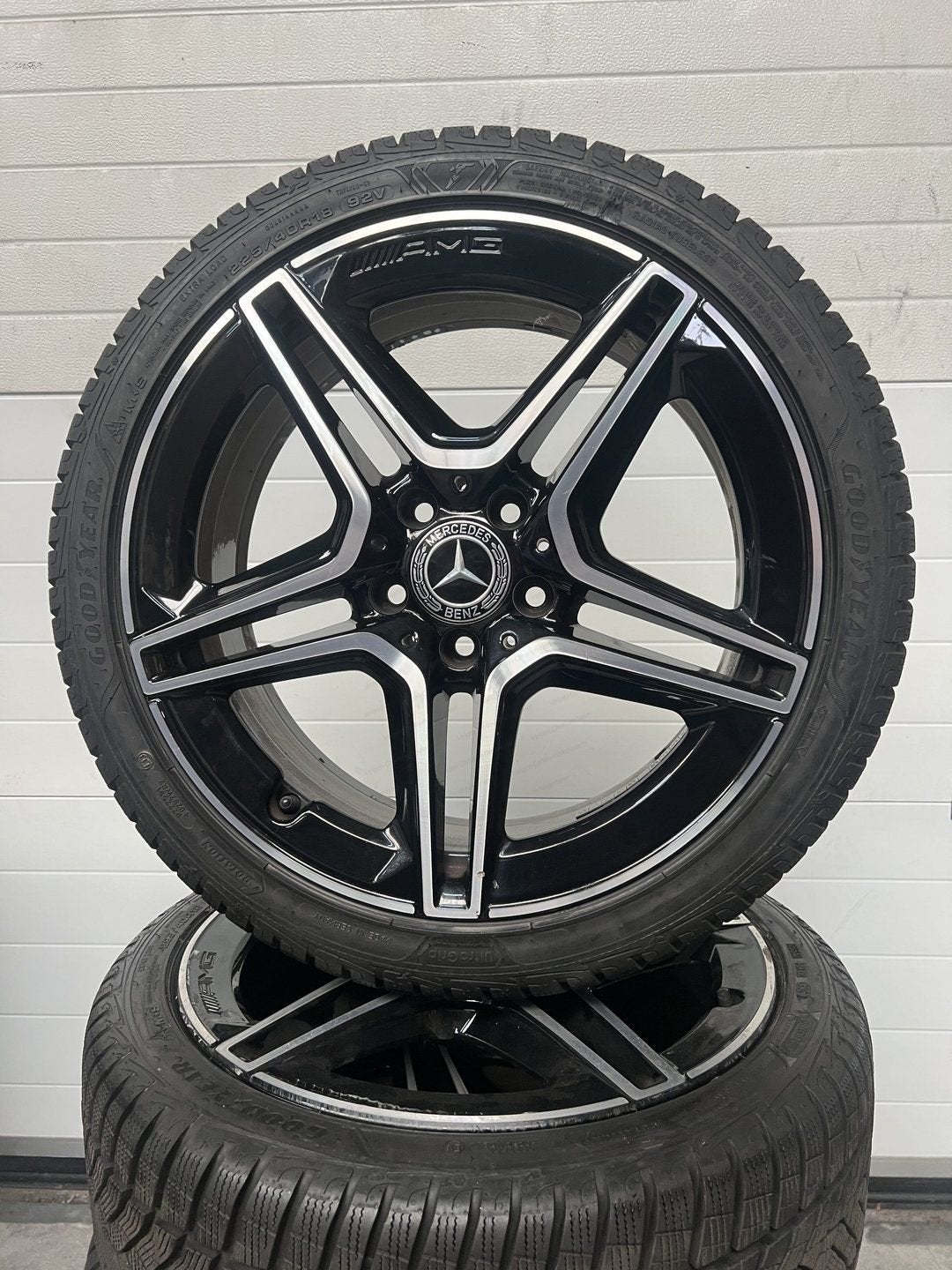 18’’MERCEDES A KLASSE AMG VELGEN WINTERBANDEN TPMS ORIG, Auto-onderdelen, Banden en Velgen, 18 inch, Gebruikt, -, -