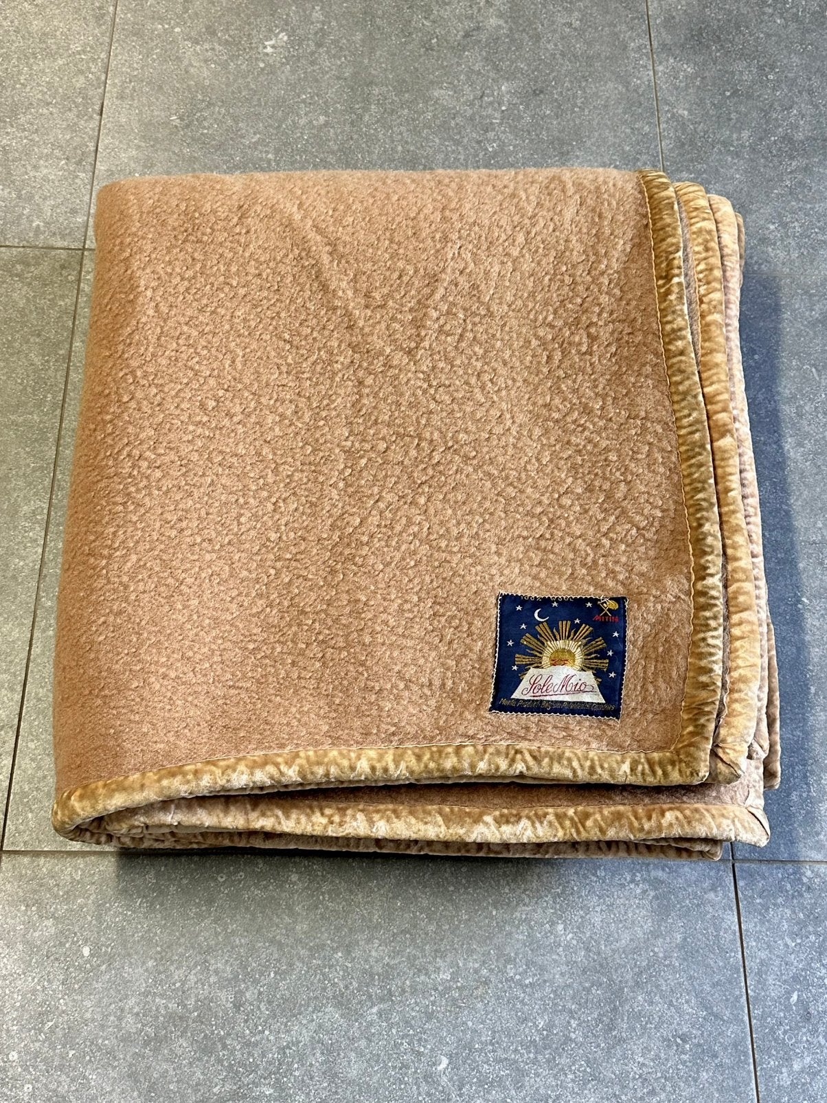 Couverture Sole Mio pure laine, 220 cm, Beige, Enlèvement, Utilisé
