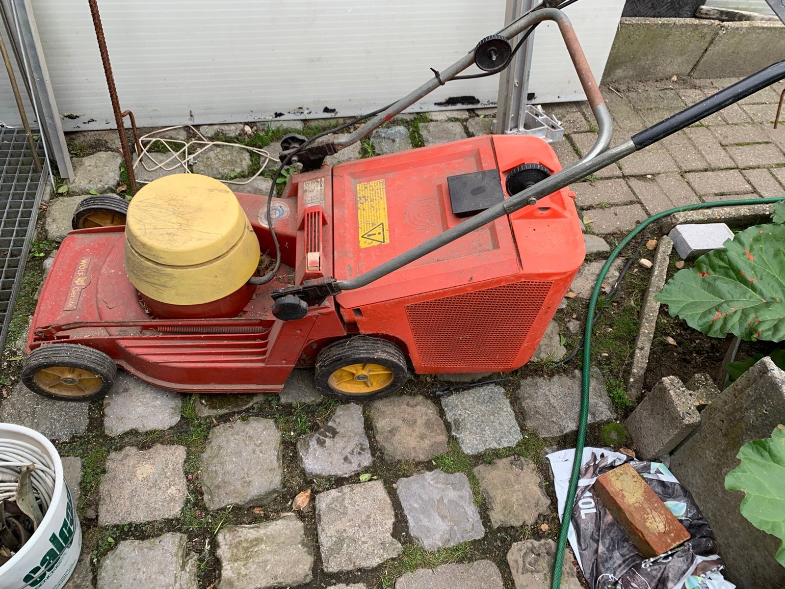 Gras maaier, Tuin en Terras, Ophalen, Zo goed als nieuw, Opvangbak