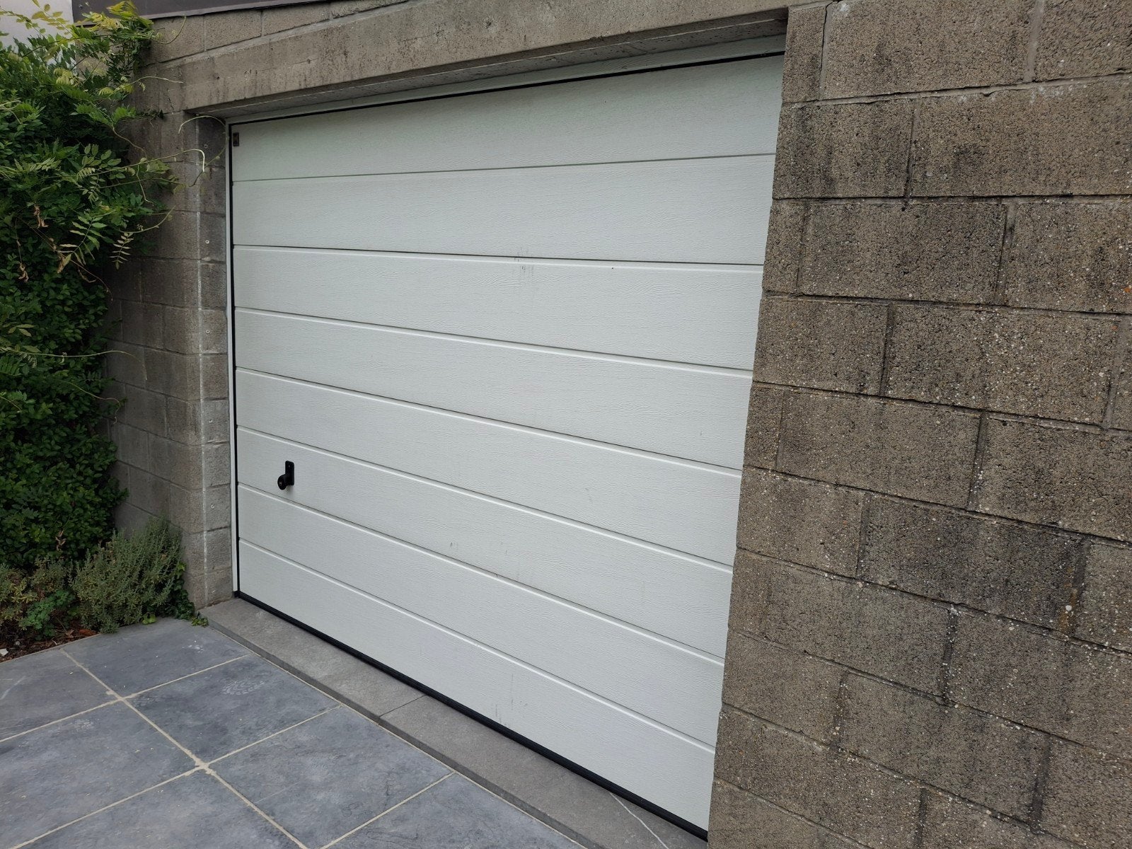 Garagepoort Hermann (zonder motor), Doe-het-zelf en Bouw, Ophalen, Gebruikt, 200 cm of meer, Wit