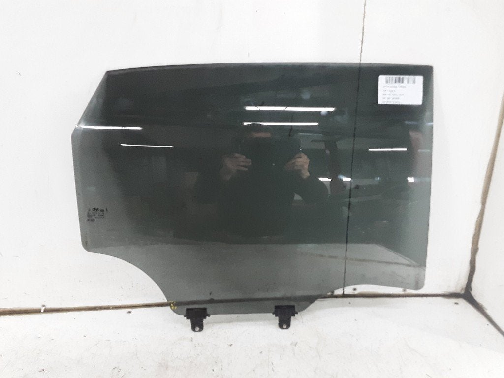 PORTIERRUIT RECHTS ACHTER Hyundai Kona (OS), Gebruikt, Mevr. I. Hauben, Hyundai, Rue de l'Espoir 34 34
4030  GRIVEGNÉE, BE