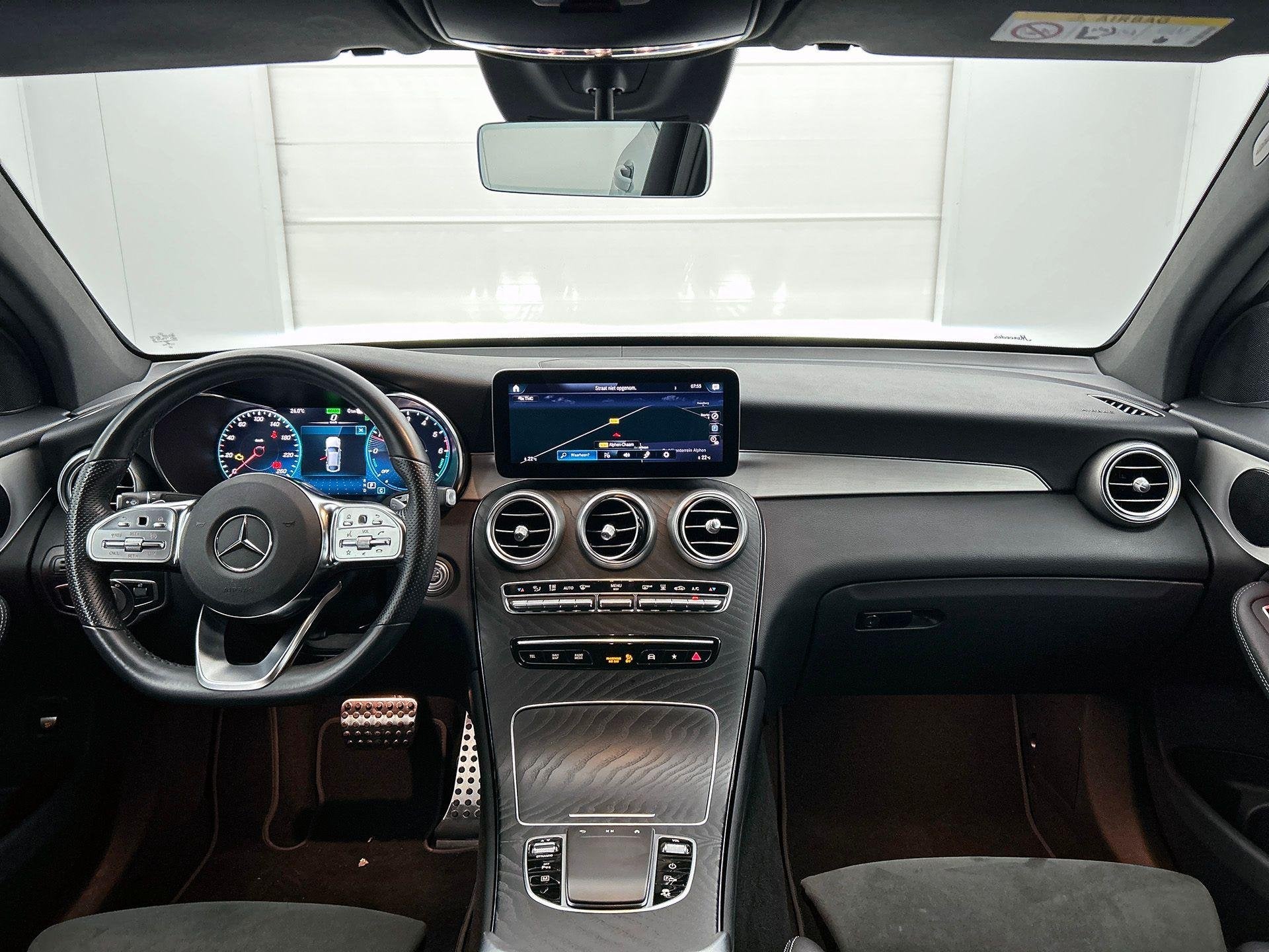 Mercedes-Benz GLC-Klasse 300 DE 4MATIC Coupé AMG Line | Nig, Auto's, Mercedes-Benz, 2000 kg, 2135 kg, Plug-in hybride, 5 zetels