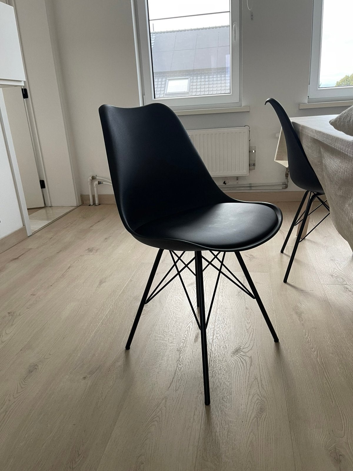 Lot de 4 chaises noires, Maison & Meubles, Enlèvement, Comme neuf