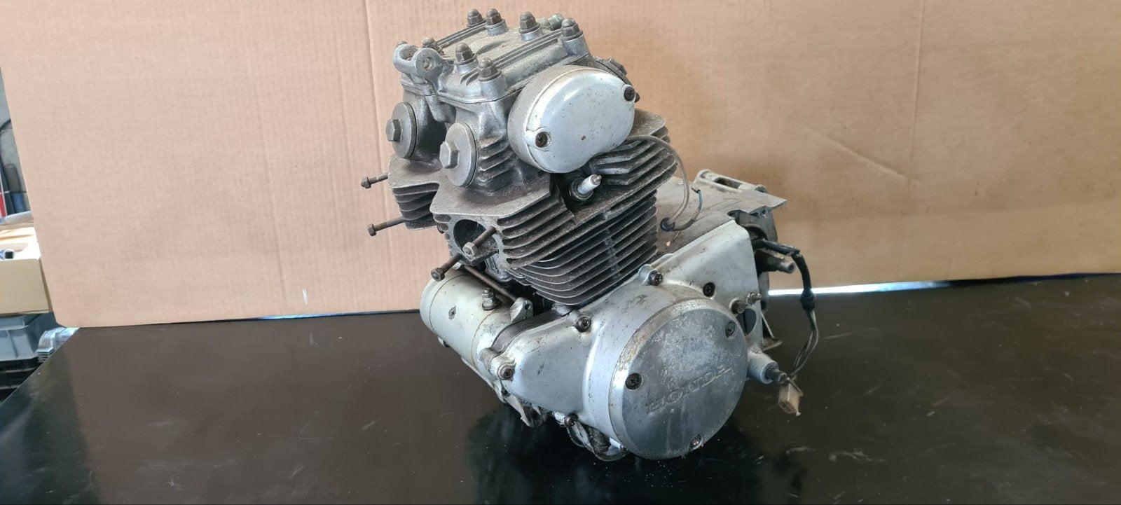 Honda CD 175, Motoren, Ophalen