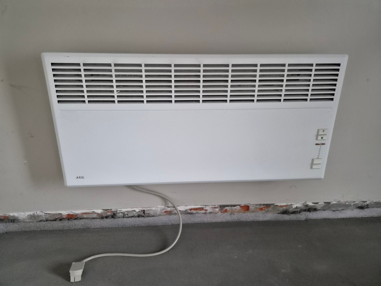radiateur, 800 watts ou plus, Comme neuf, Enlèvement, Haut rendement (HR)