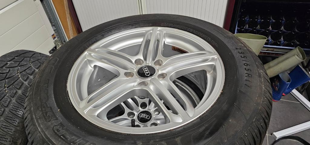 17" 7,5J17 ET35 velgen met Winterbanden (Q5), Ophalen, Audi