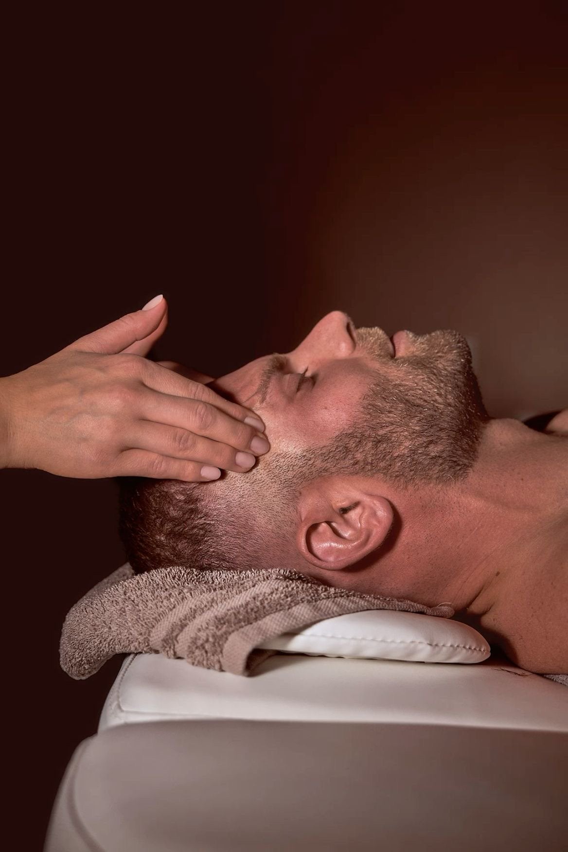 Massage for MAN ONLY ( 65€)., Diensten en Vakmensen