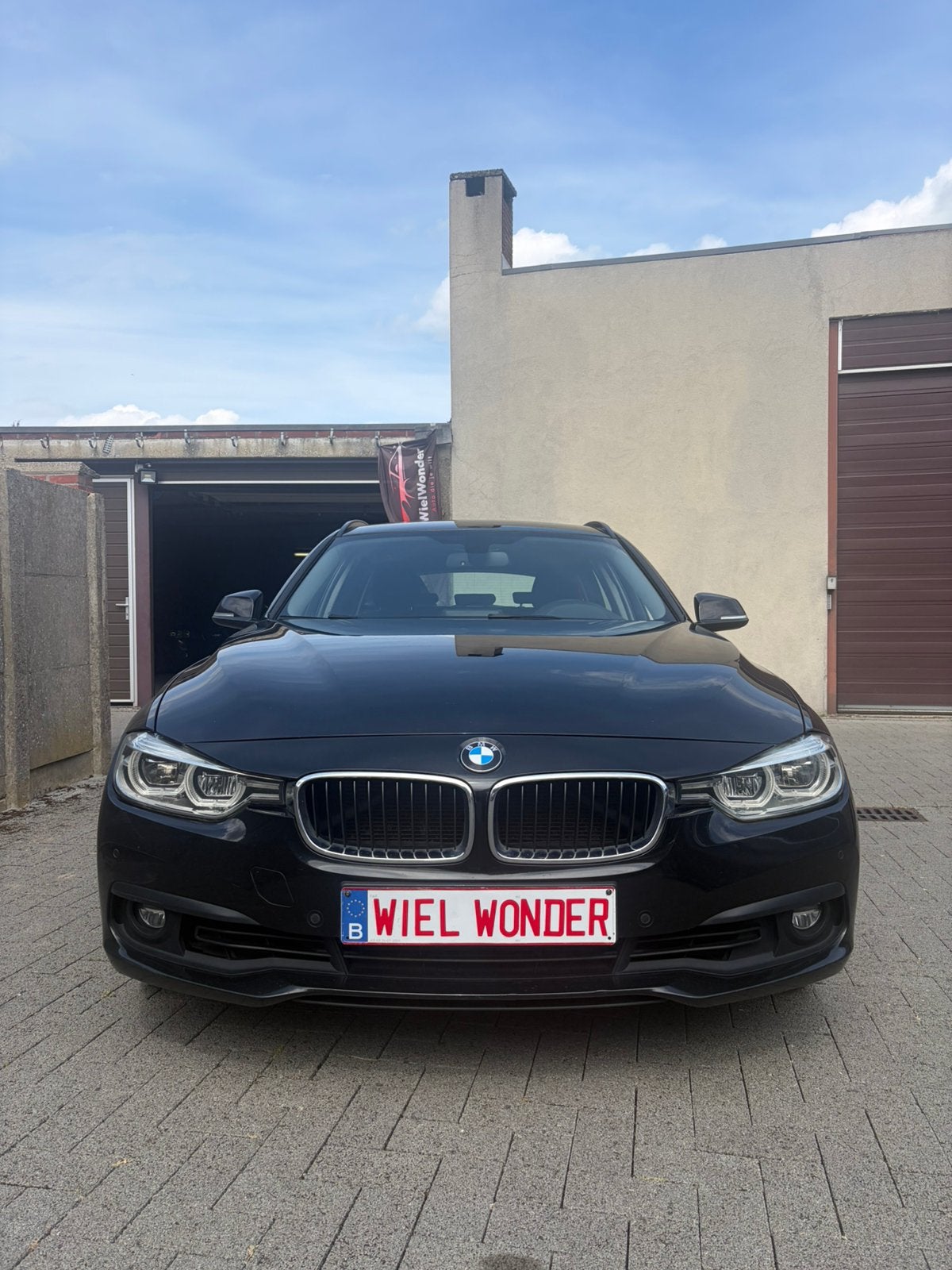 BMW 318i, essence 2018, Achat, Euro 6, Entreprise, Noir