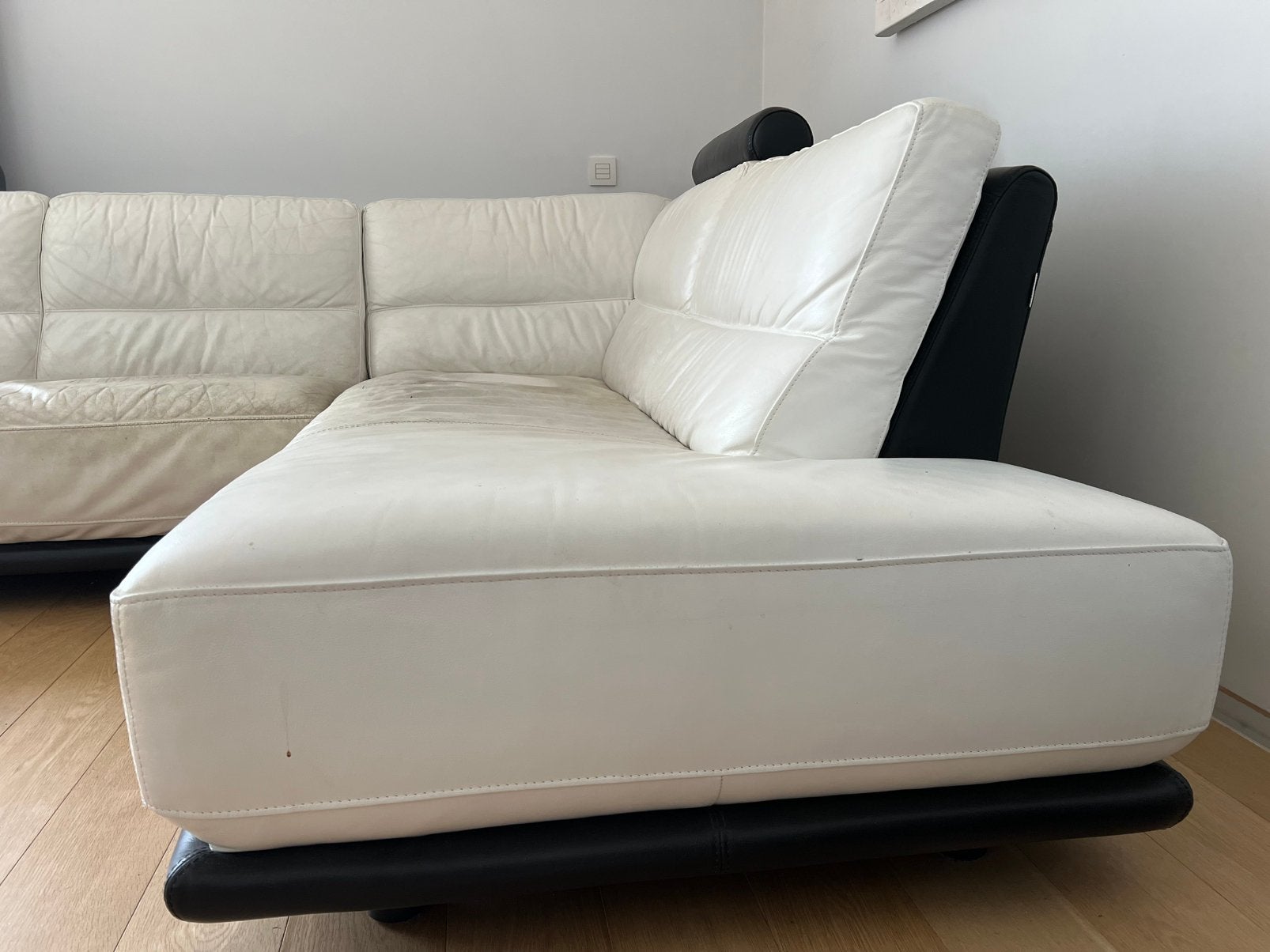Fauteuil d'angle en cuir blanc Chateau D'Ax, Enlèvement, Utilisé, Cuir, Modern tijdloos