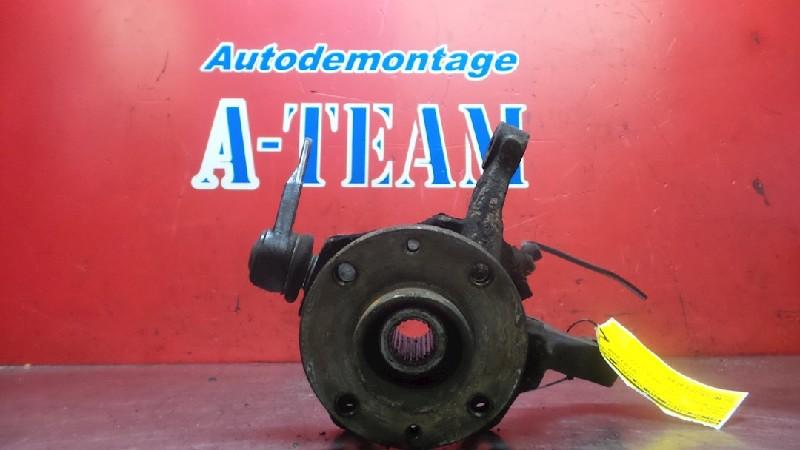 FUSEE RECHTS VOOR Nissan Kubistar (F10) (01-2003/10-2009), Gebruikt, Nissan