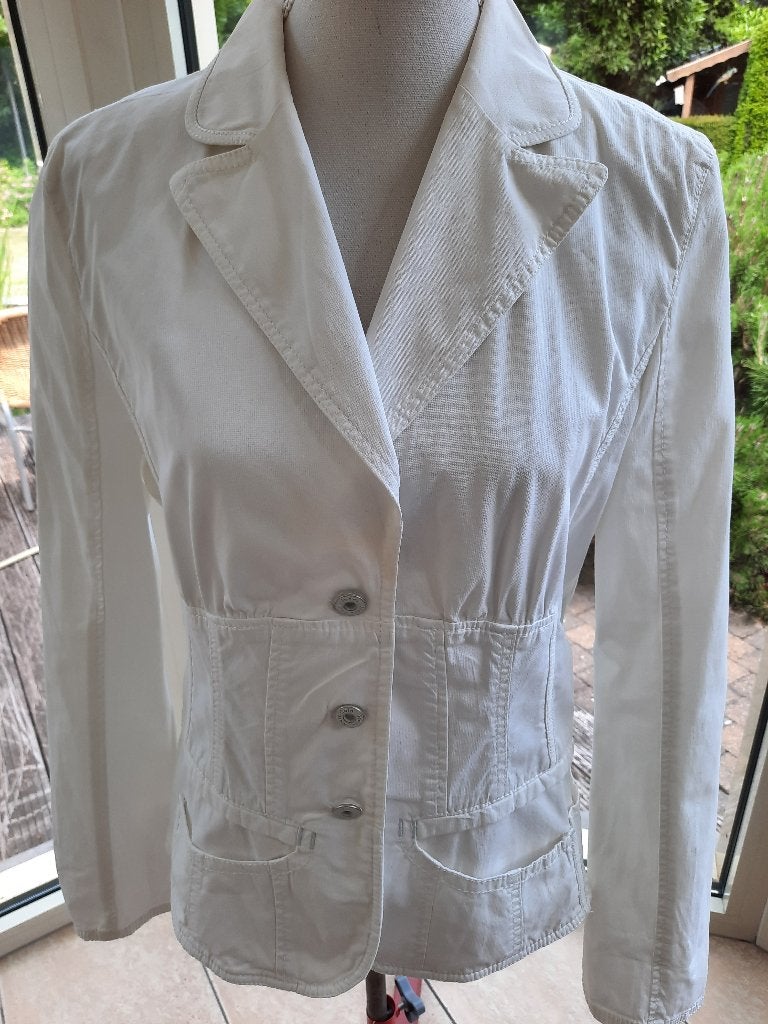 Prachtig jasje MARCCAIN Sports - 40, Kleding | Dames, Maat 38/40 (M), Verzenden, Wit, Zo goed als nieuw