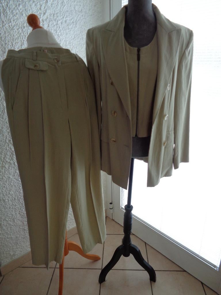 Tailleur 3 pièces. Marque: Betty Barclay beige.Taille 38/40, Taille 38/40 (M), Beige, Comme neuf, BETTY BARCLAY.