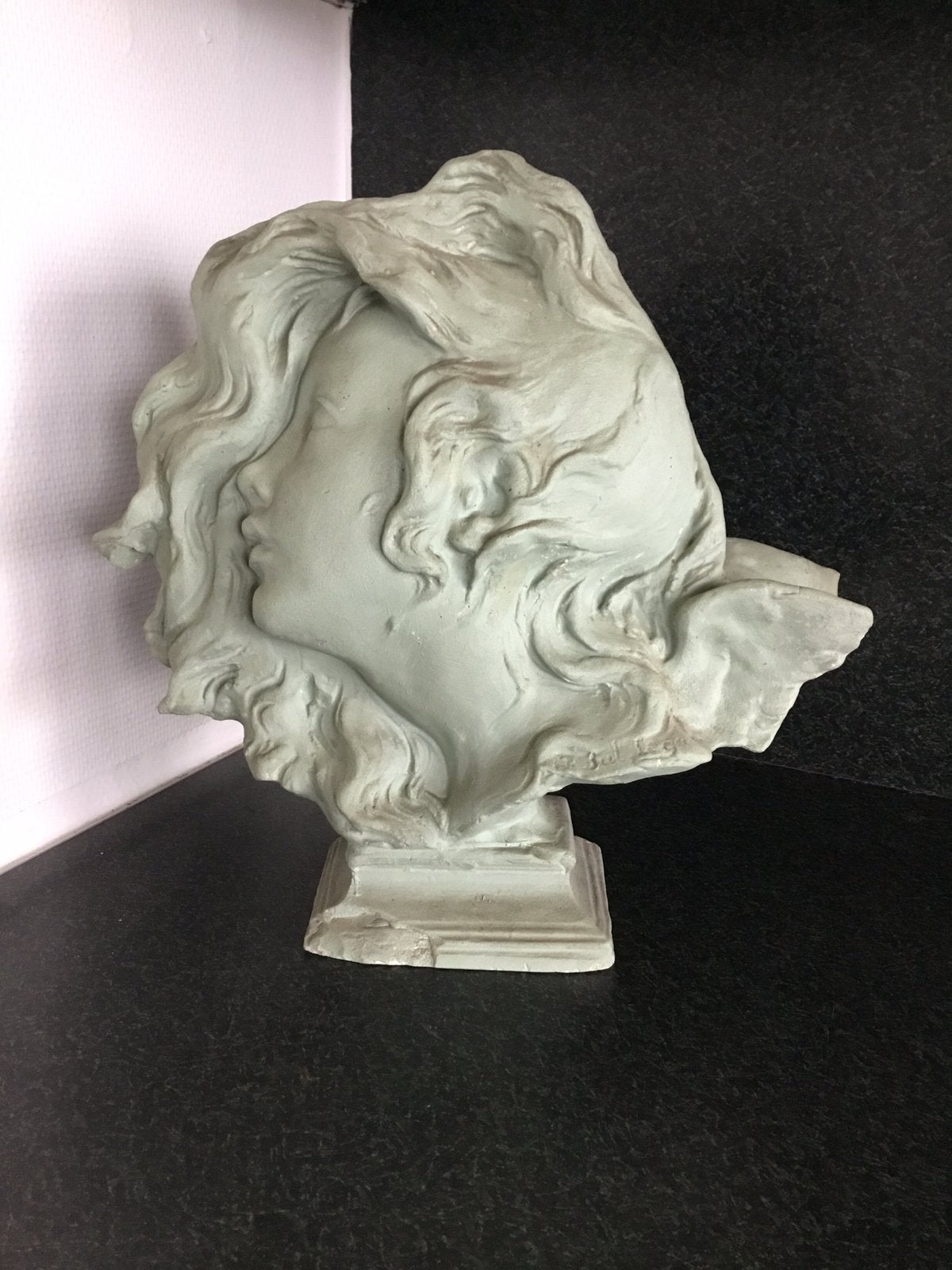 Art Nouveau buste Cheveux au vent Jules Lagage, Gips, Ophalen of Verzenden, Groen, Buste