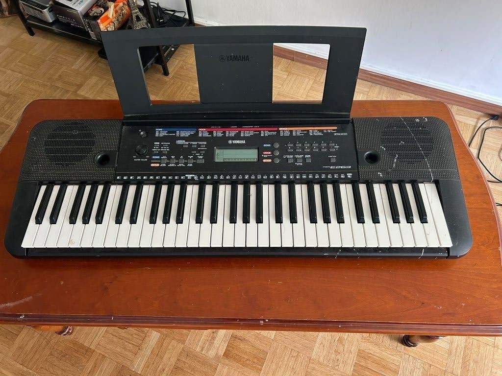 Yamaha PSR-E263 keyboard - 61 toetsen, Musique & Instruments, Enlèvement, Comme neuf, 61 touches, Yamaha