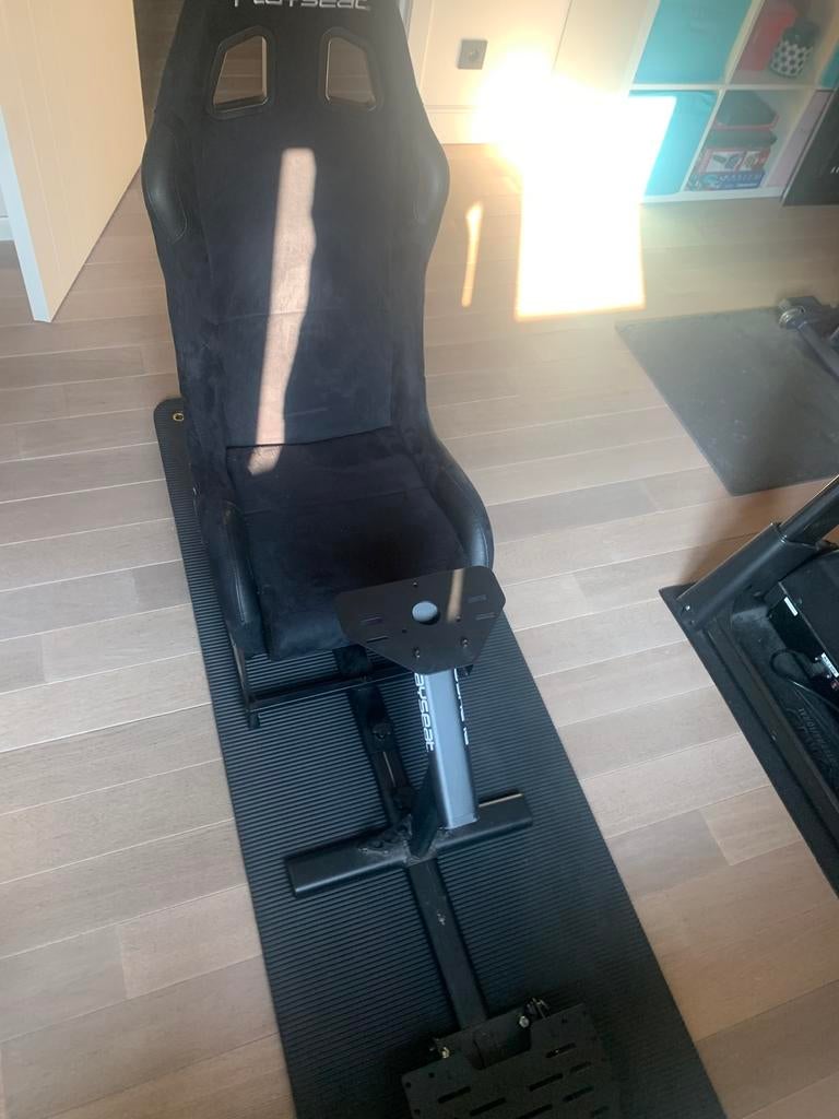 Playseat racestoel, Games en Spelcomputers, Spelcomputers | Sony Consoles | Accessoires, Ophalen, PlayStation 5, Zo goed als nieuw