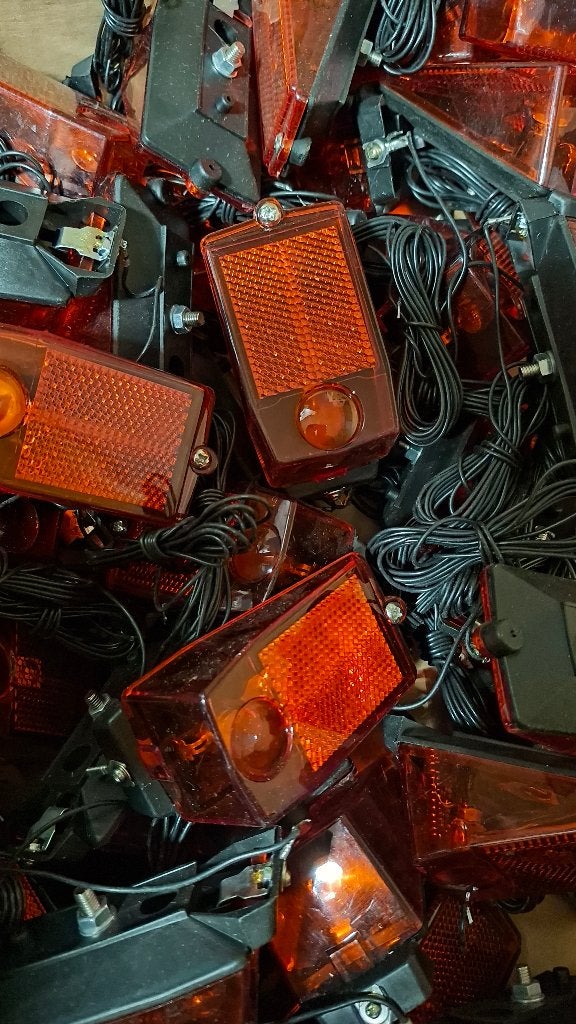 Lot NIEUWE fiets spatbord ACHTERLICHT met kabel voor dynamo, Ophalen, Nieuw, Dynamo, Achterlicht