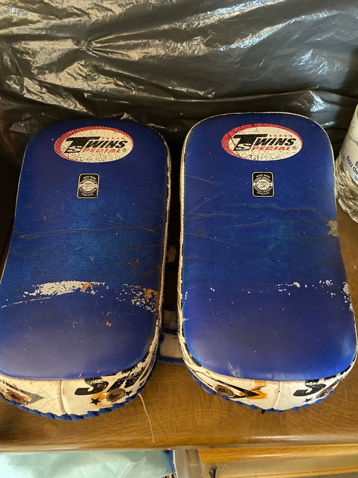 Twins Special Muay Thai Pads, Enlèvement, Utilisé, Autre