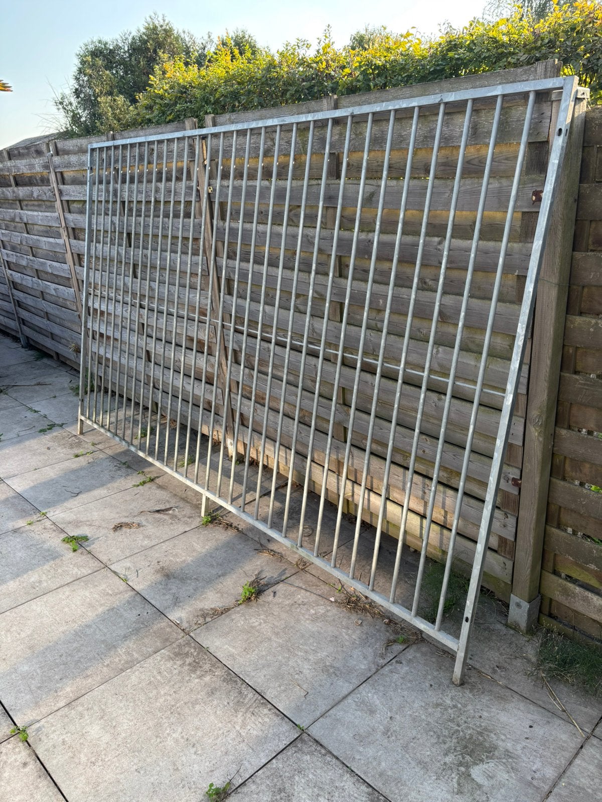 Hondenren panelen, Ophalen, Zo goed als nieuw