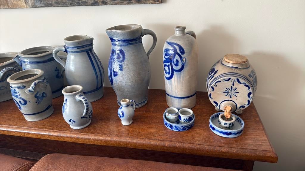 Pots en grès, Enlèvement