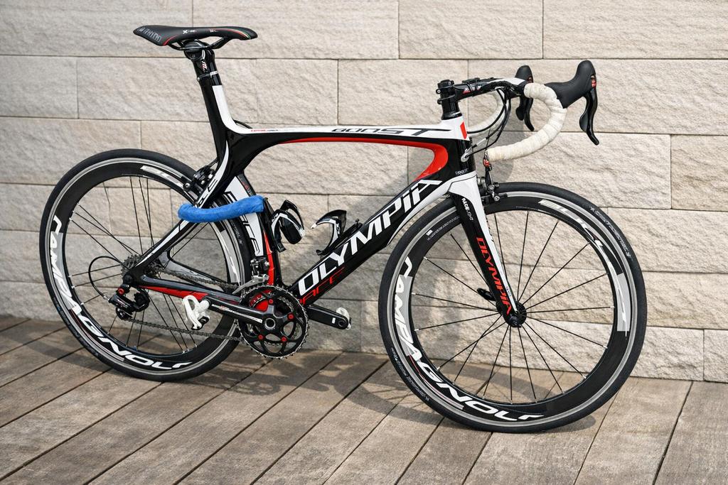 Olympia Boost Race -Carbon Aero Racefiets (Campagnolo / FSA), Vélos & Vélomoteurs, Vélos | Vélos de course, Autres marques, Enlèvement