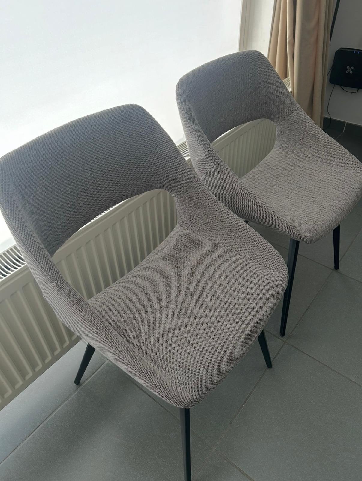 4 chaises de salle à manger modernes — comme neuves — excell, Gris, Comme neuf, Enlèvement, Modern