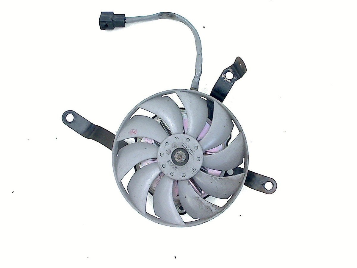 VENTILATEUR Yamaha YZF R1 2007-2008 (YZF-R1 4C8) (ssw9802l), Dhr. S. di Majo, Utilisé, Info@cama-motorparts.nl, P.J. Troelstraweg 8 8
3144 CX  MAASSLUIS, NL