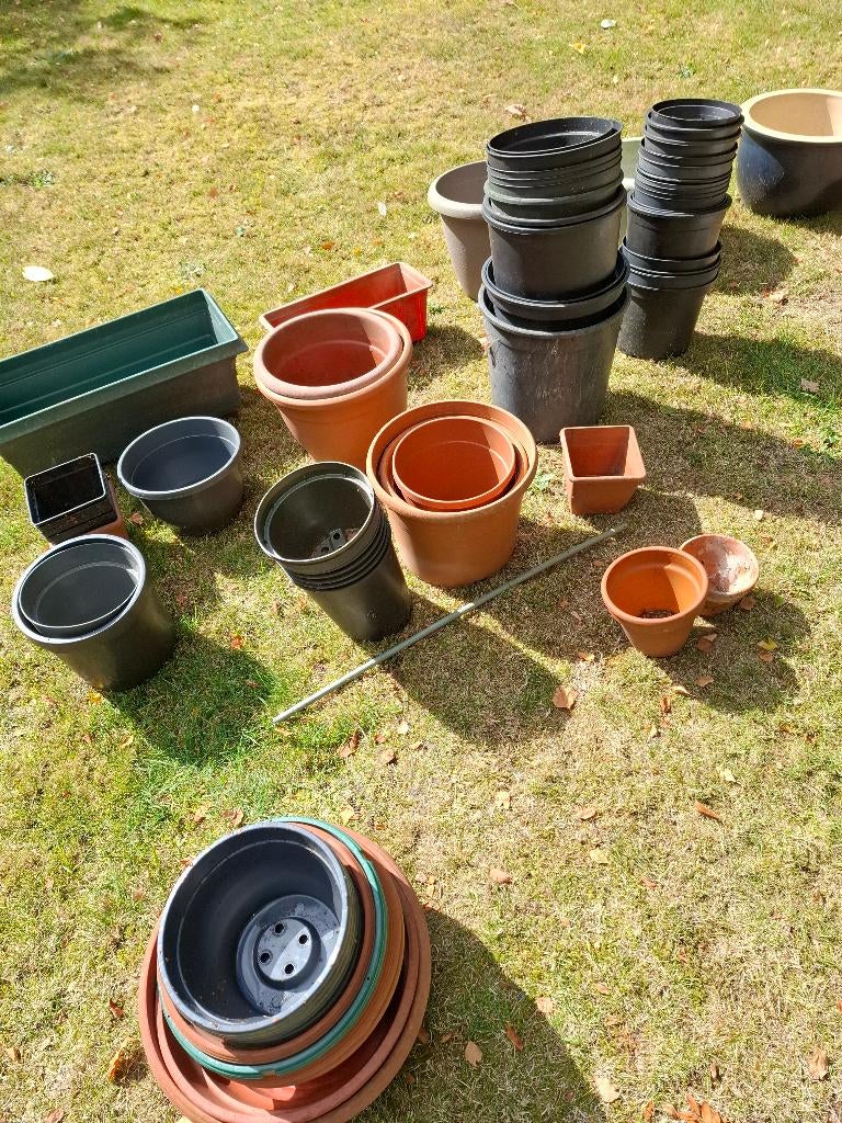 bloempotten in plastiek, Tuin en Terras, Ophalen