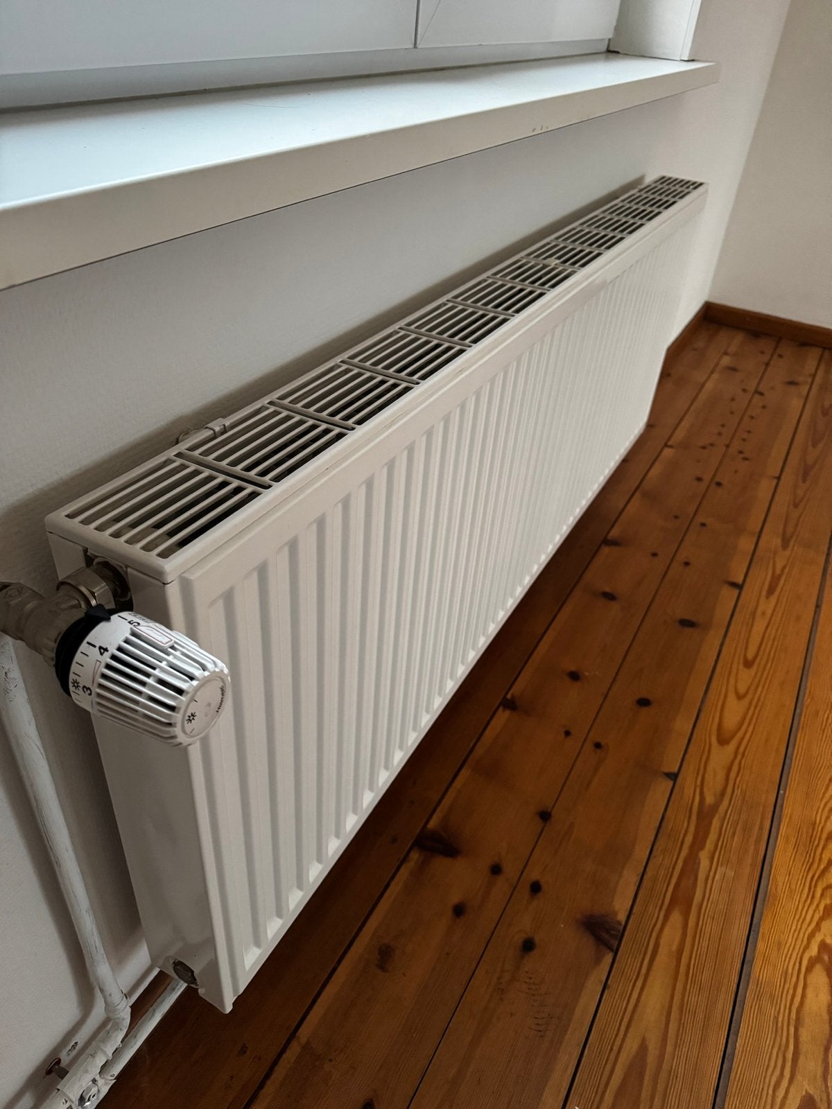 Radiotoren: 3 stuks, Doe-het-zelf en Bouw, Verwarming en Radiatoren, Ophalen, Gebruikt