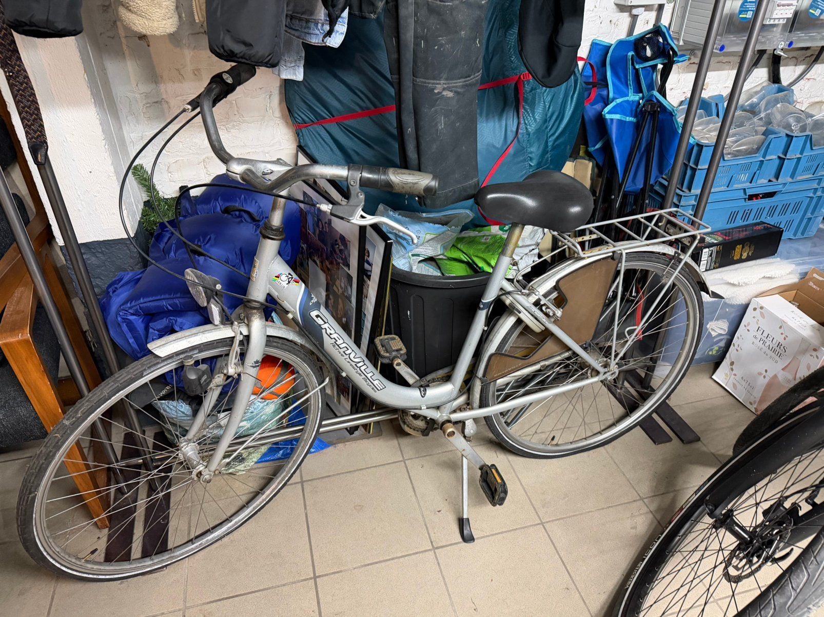 Damesfiets, Fietsen en Brommers, Ophalen, Zo goed als nieuw