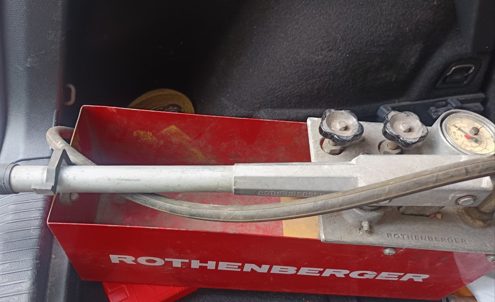 Pompe d'épreuve rothenberger, Bricolage & Construction, Outillage | Outillage à main, Enlèvement