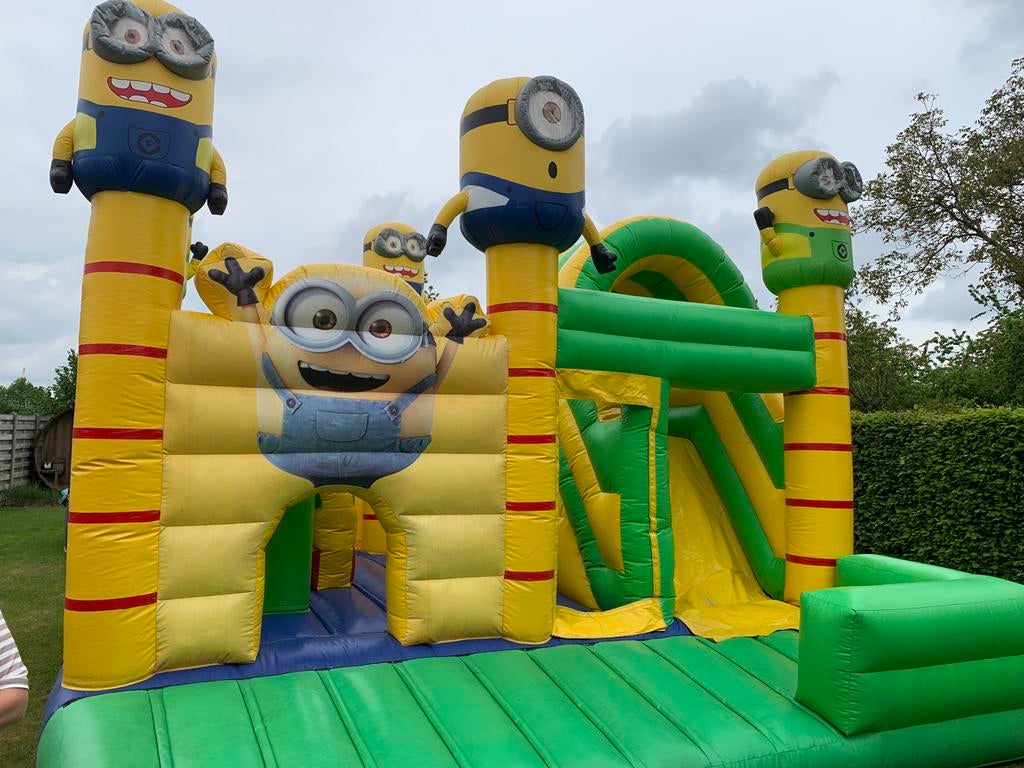 Springkussen - springkasteel - multiplay