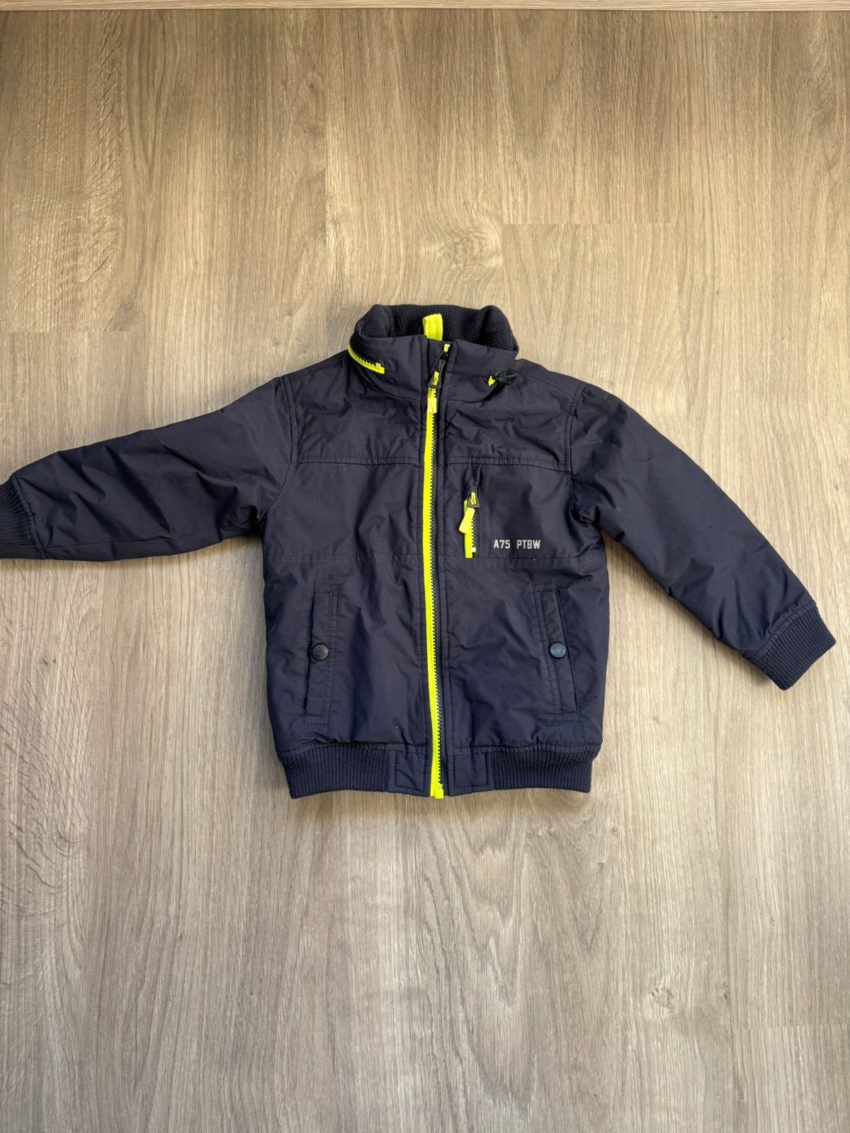 Winterjas, Enfants & Bébés, Vêtements enfant | Taille 104, Enlèvement, Comme neuf