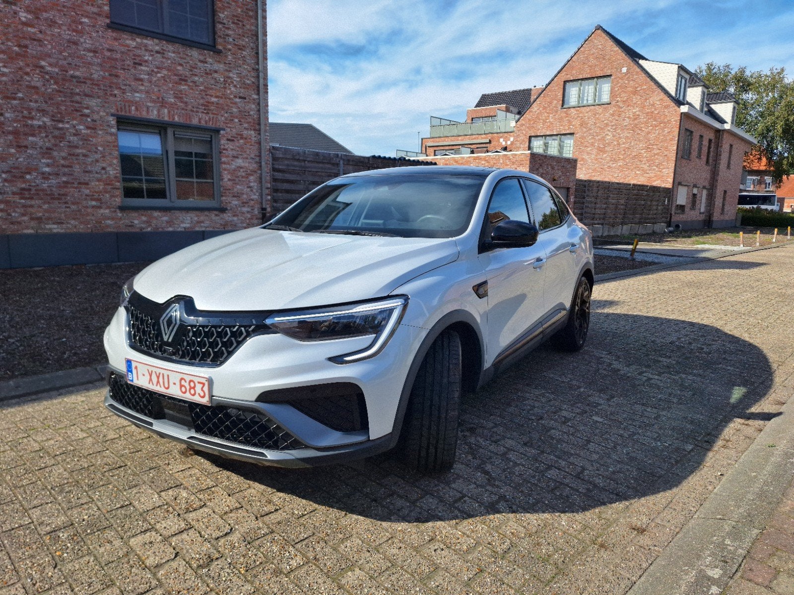 Renault Arkana E-Tech Full Hybrid 16i Esprit Alpine, Auto's, Arkana, Wit, Elektrisch, Keyless entry