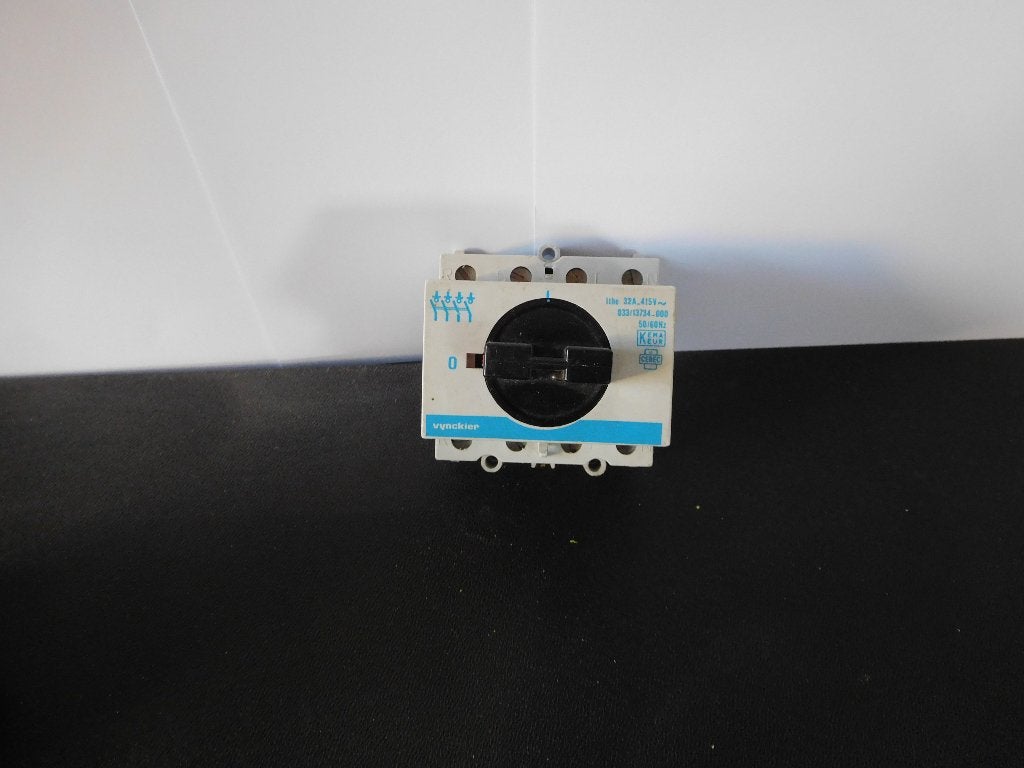 Vynckier rotary switch 32A, Bricolage & Construction, Enlèvement ou Envoi, Utilisé, Autres marques