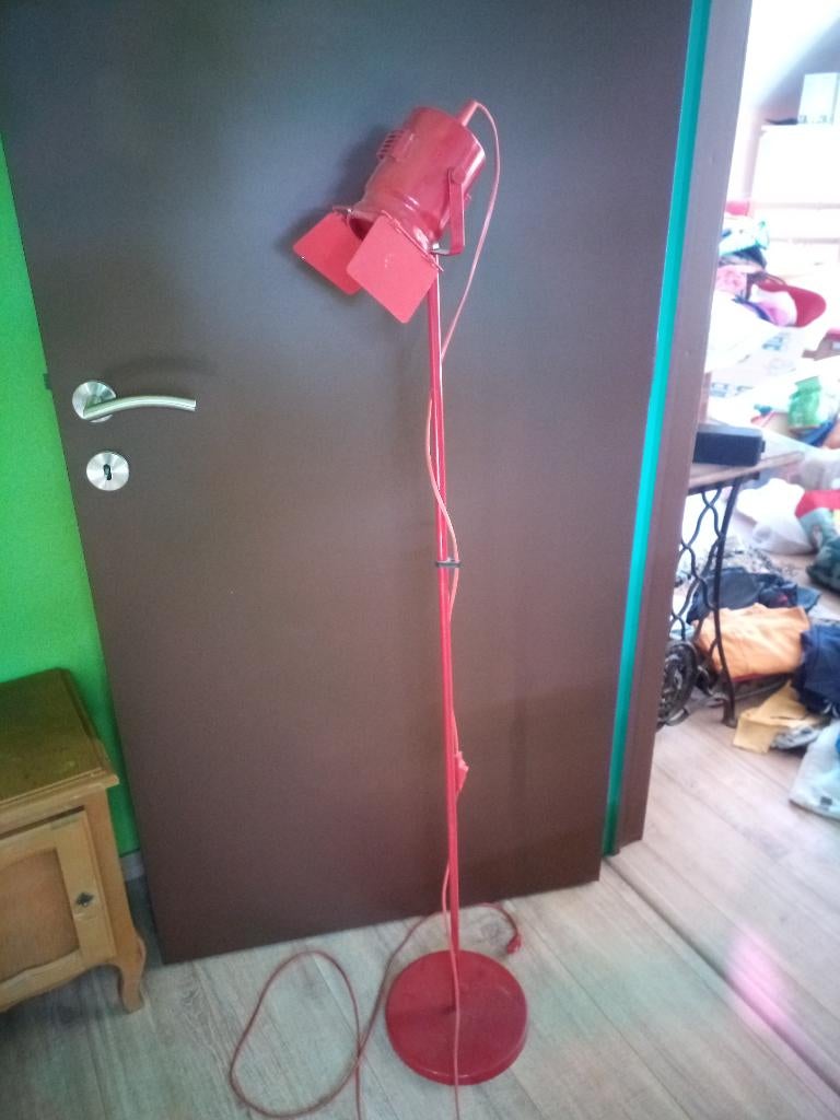 Lampe sur pied, Enlèvement, Utilisé, Style projecteur cinéma, 100 à 150 cm