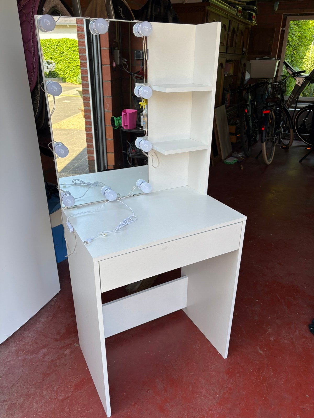 Kaptafel, Ophalen, Zo goed als nieuw