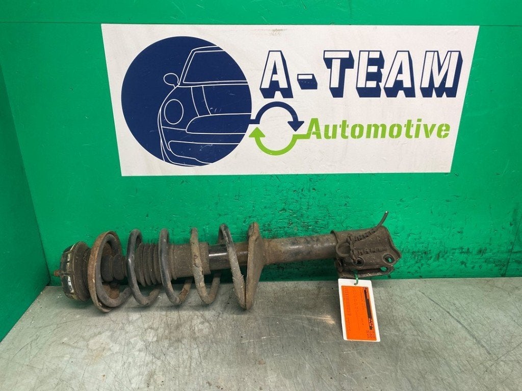 AMORTISSEUR OU ABSORBEUR DE CHOC AVANT GAUCHE Dacia, Dacia, Renault Deutschland AG, Utilisé, Peter-Huppertz-Straße 5
51063  Köln, DE