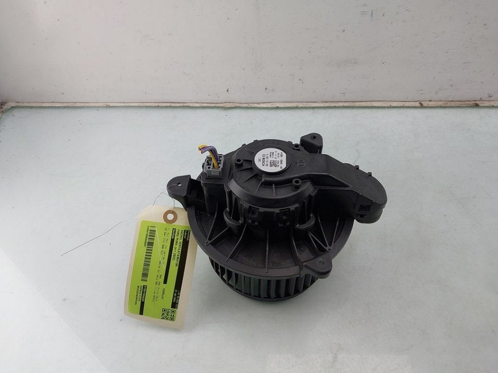 VENTILATEUR RADIATEUR MOTEUR Puma (|2067889|H1BH19846AA|), Utilisé, Ford
