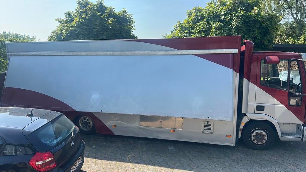 Kippenkraam, Zakelijke goederen, Stock en Retail | Verkoopwagens, Ophalen