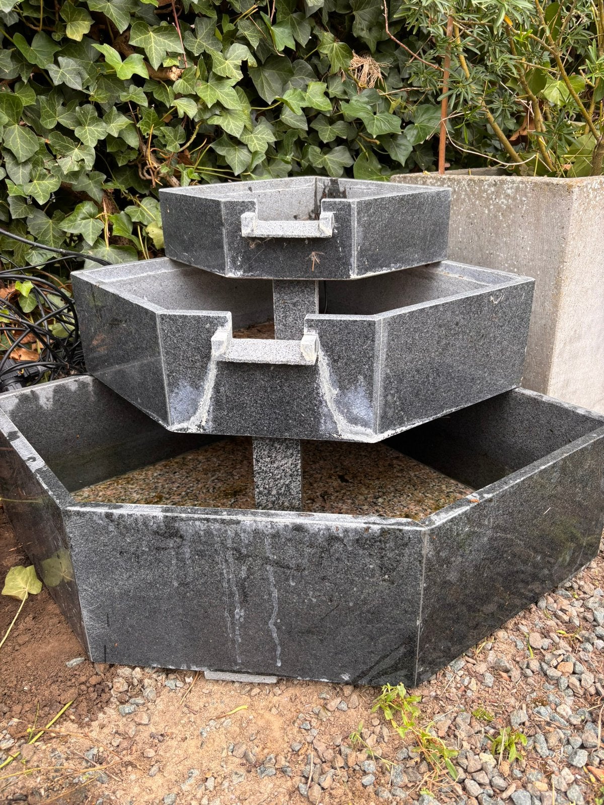 Waterfonteine in 3 delen / Fontaine en 3 parties, Ophalen, Zo goed als nieuw, Steen