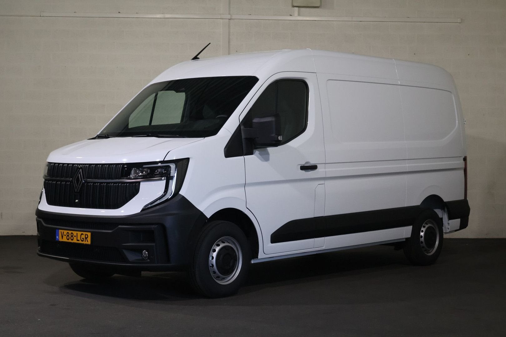 Renault Master 2.0 dCi 170pk L2 H2 Nieuw Model Navigatie Cam, Auto's, Renault, Wit, Te koop, 0 g/km