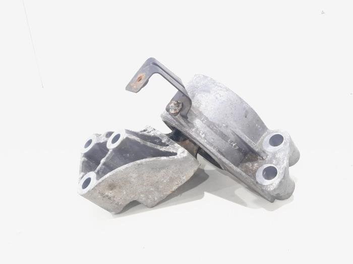 Support moteur d'un Fiat Doblo, -, 3 mois de garantie, Utilisé, Fiat