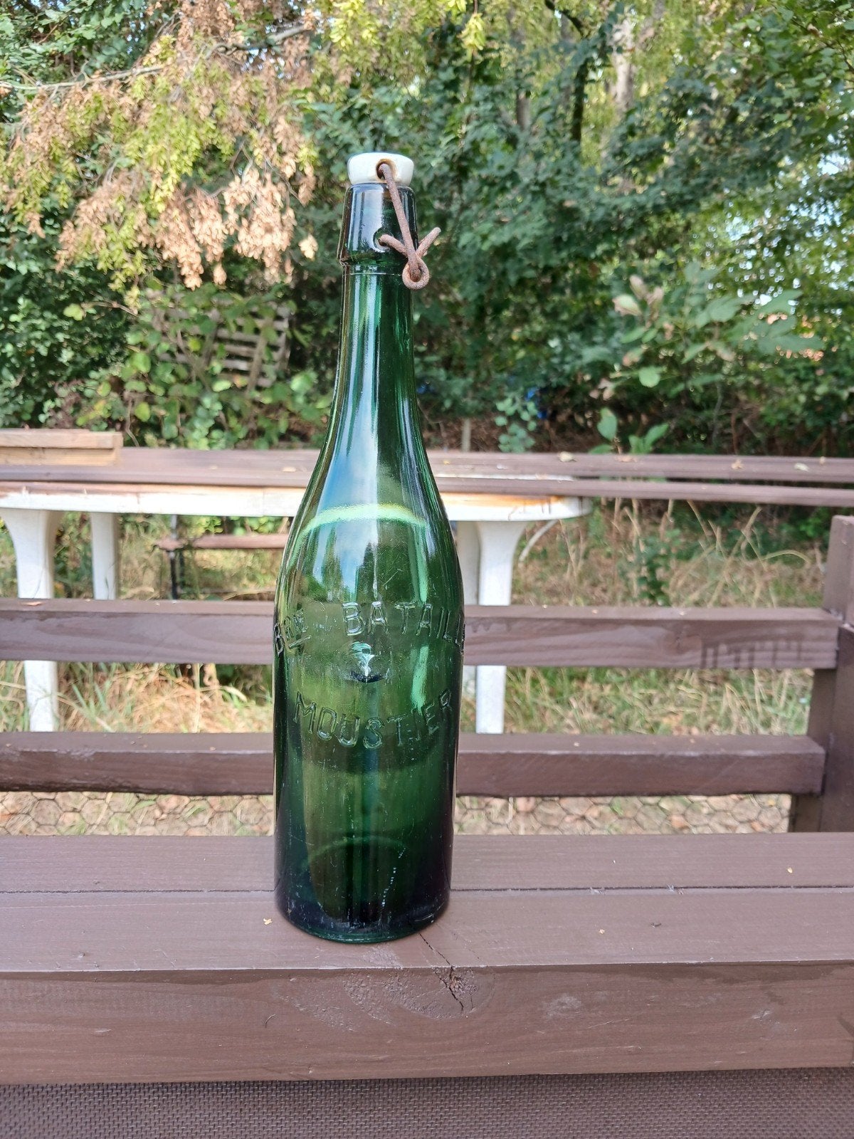 oude bierfles brouwerij Battaille Moustier Lez Frasnes, Verzamelen, Ophalen of Verzenden